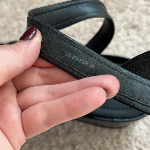 Vince Vienna Open Toe Leather Platform Sandals - Picture 9 of 9